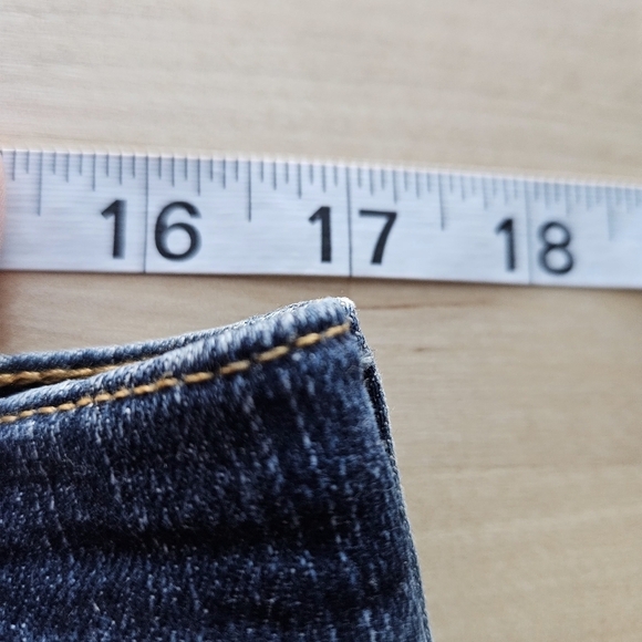 L.L. Bean Womens Classic Fit Blue Jeans Sz 16 - Picture 8 of 11